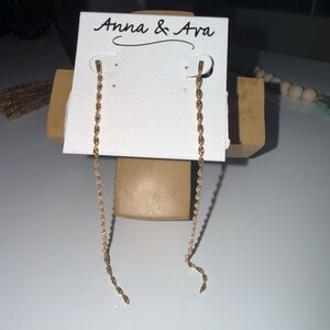Anna & Ava Gold Twisted Chain Necklace